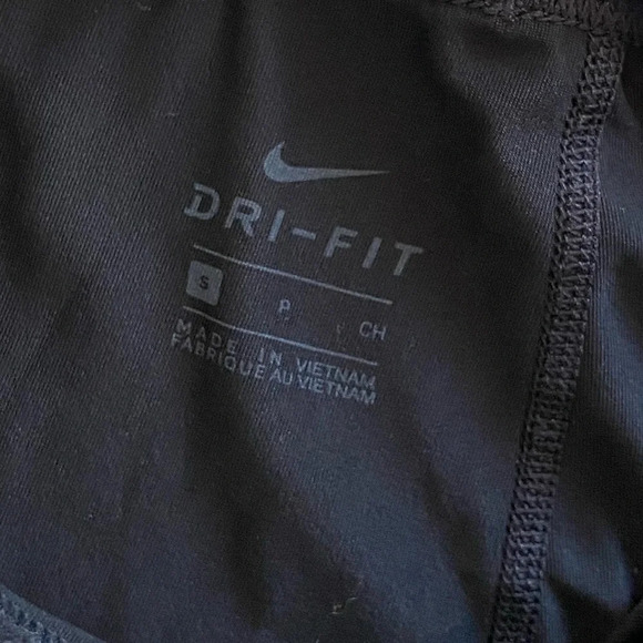 Nike Pro Black & Gold Metallic Dotted Leggings Size Small - Picture 9 of 13